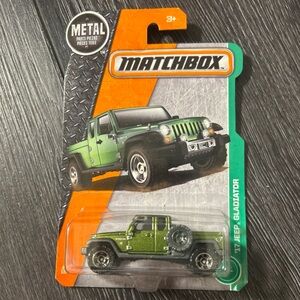 Matchbox '17 JEEP GLADIATOR Green
92|125